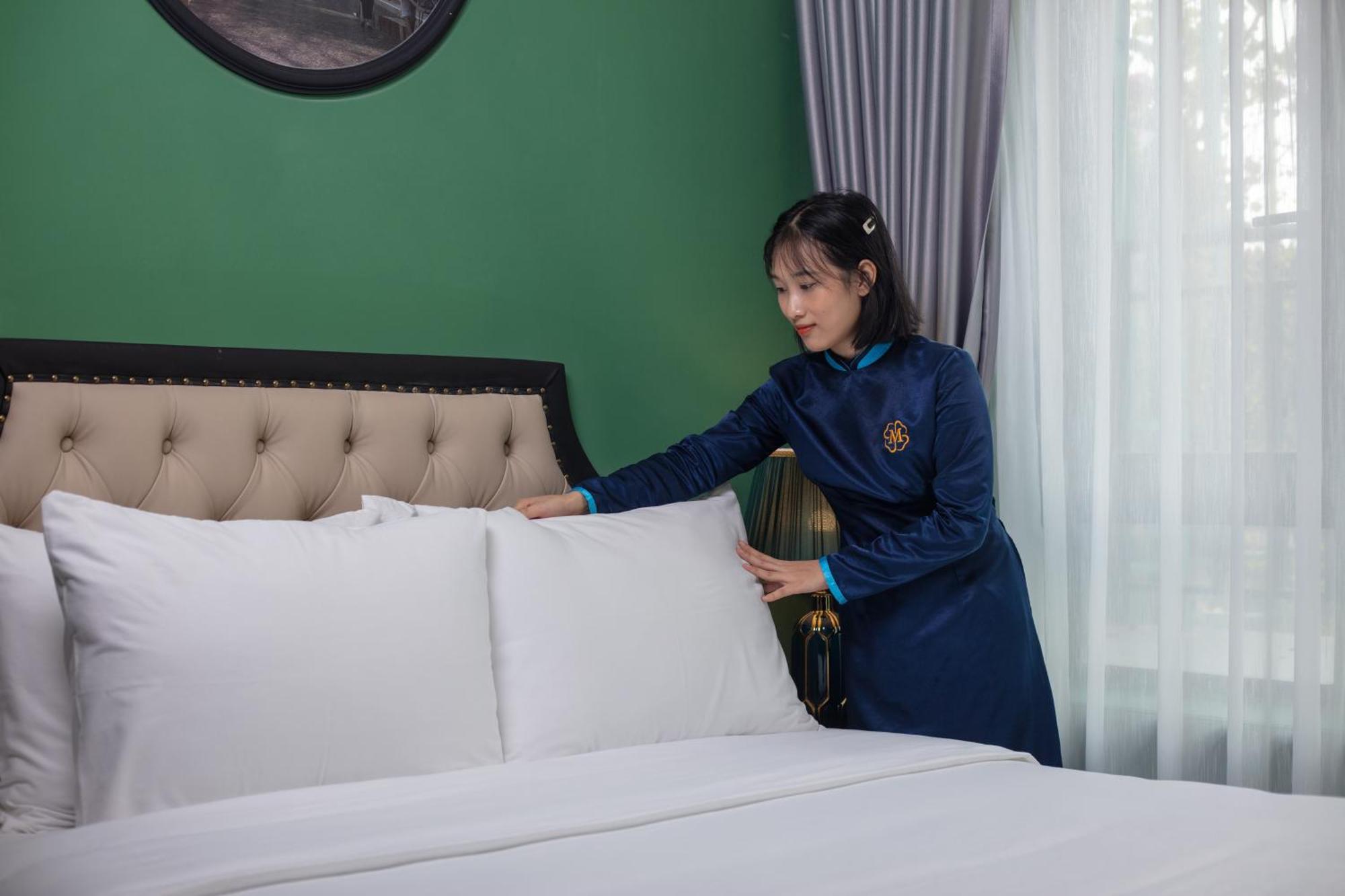 Madelise Adora Hotel & Travel Ханой Екстериор снимка