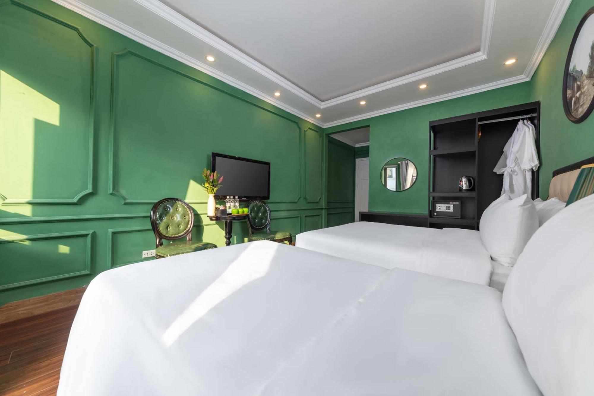 Madelise Adora Hotel & Travel Ханой Екстериор снимка